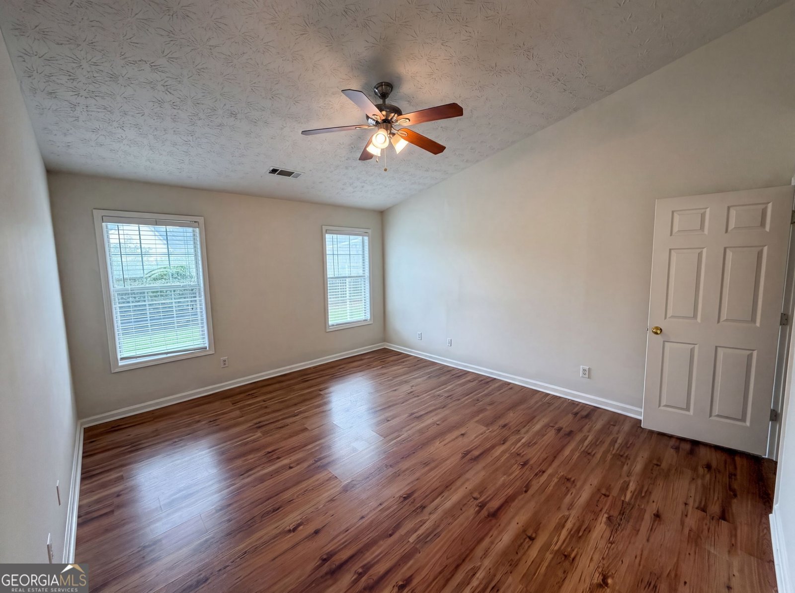 5137 Overlook View Court Duluth - Photo 23
