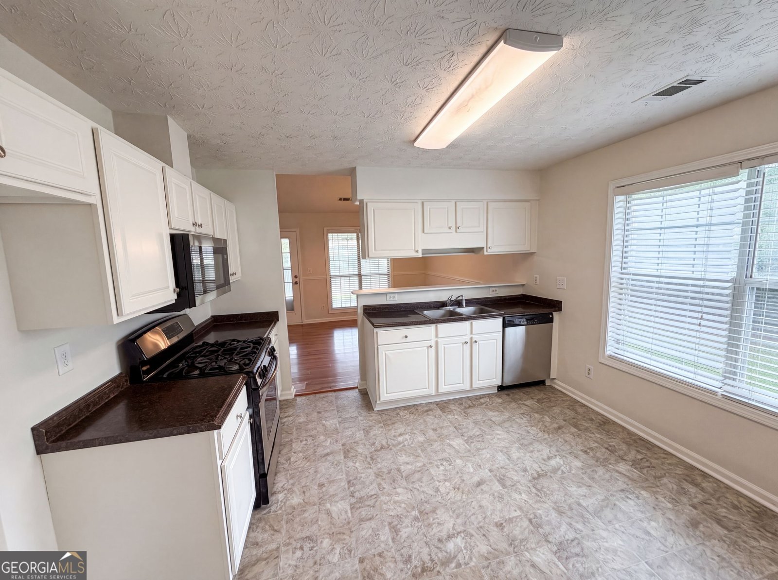 5137 Overlook View Court Duluth - Photo 6