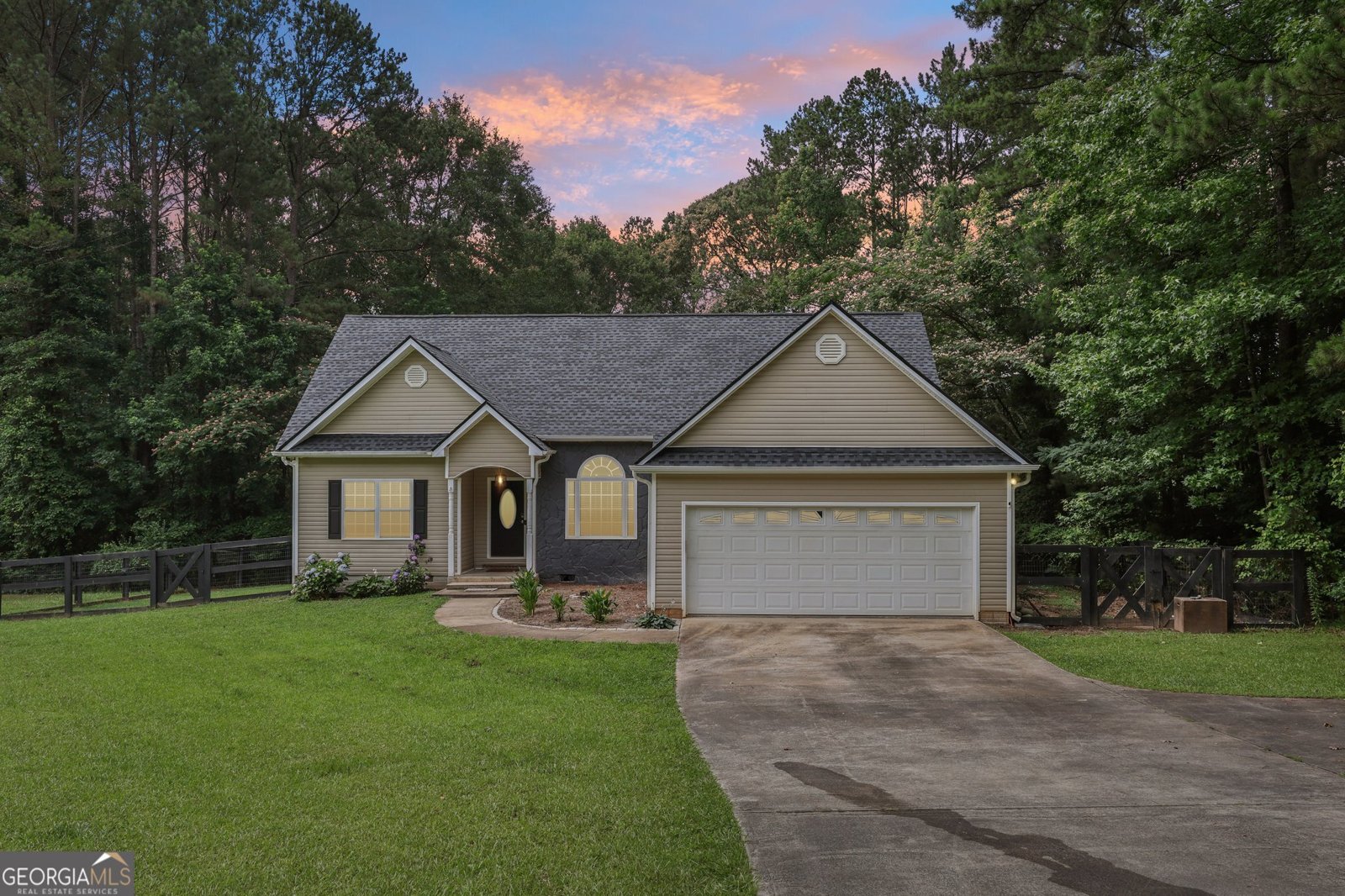 1243 Wagers Mill Road Newnan - main photo