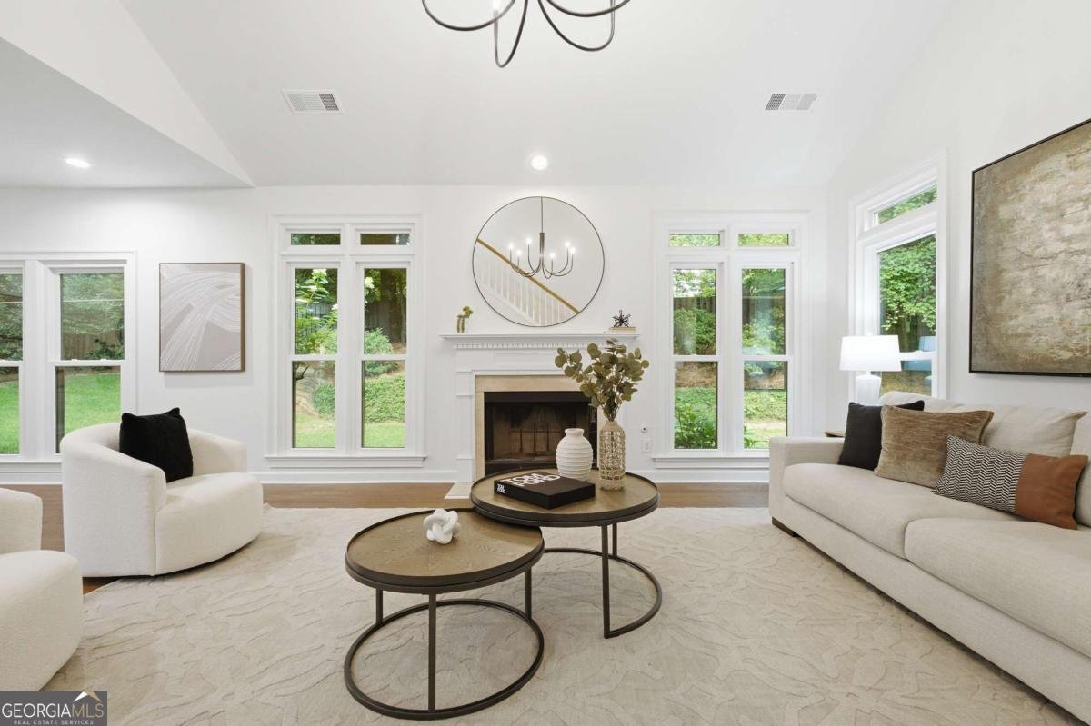 1470 Devonash Lane Dunwoody - Photo 10