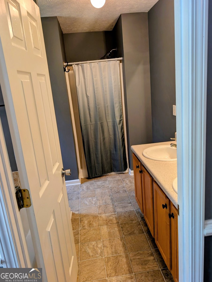 156 Diamond Court Carrollton - Photo 8