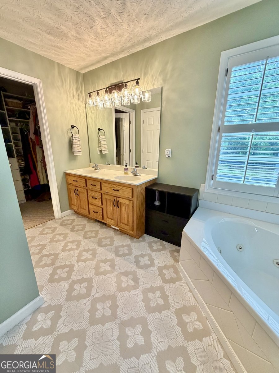2570 Castleberry Bridge Road Dawsonville - Photo 18