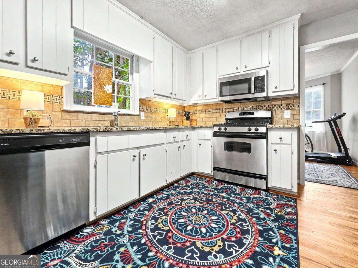 916 Little River Lane Woodstock - Photo 12