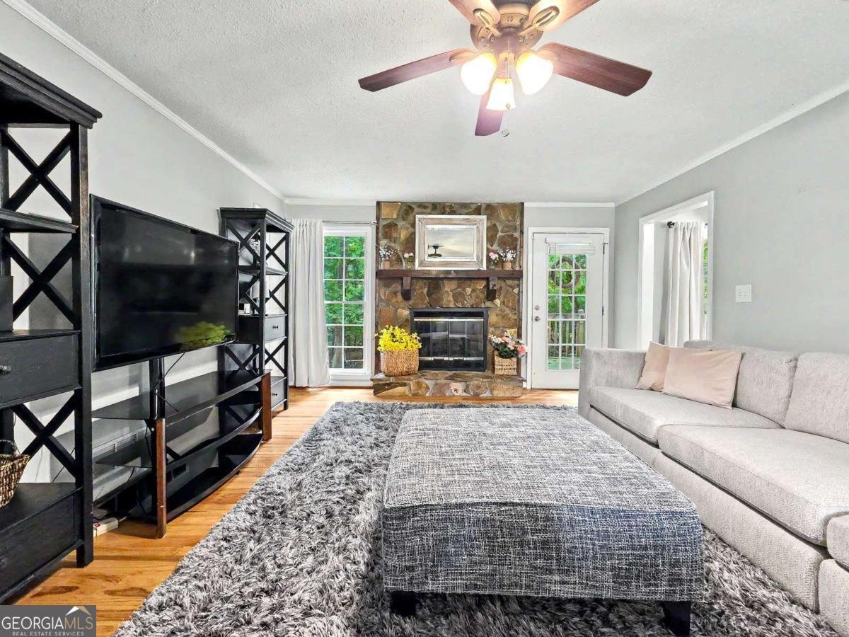 916 Little River Lane Woodstock - Photo 6