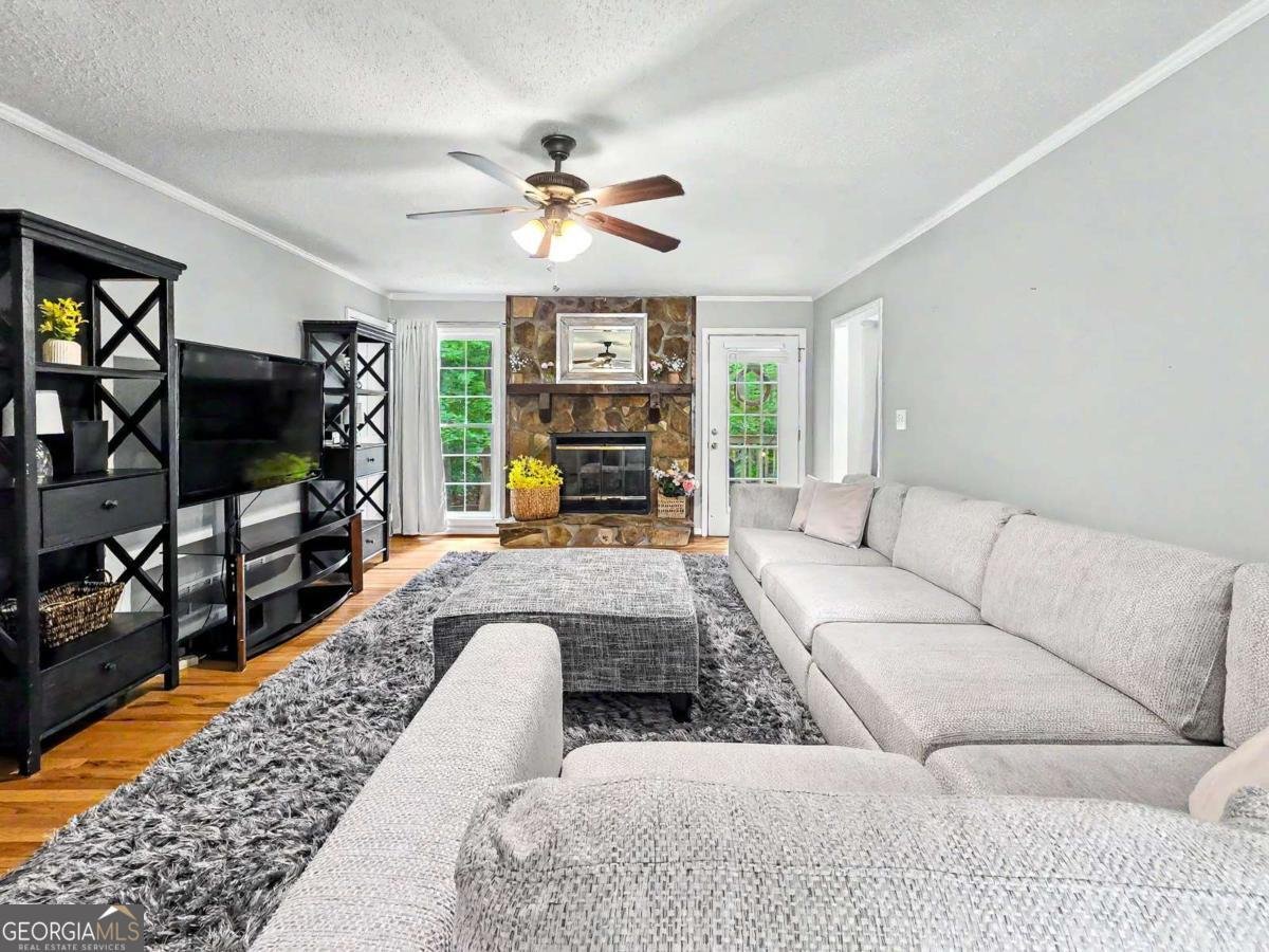 916 Little River Lane Woodstock - Photo 7