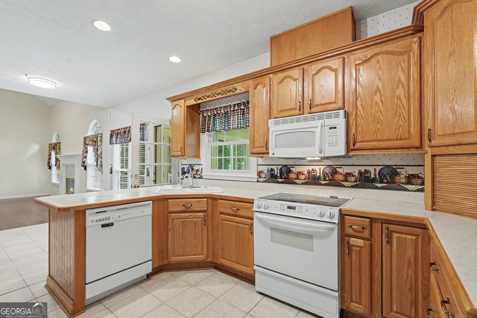 5008 CHAPEL LAKE Circle Douglasville - Photo 7