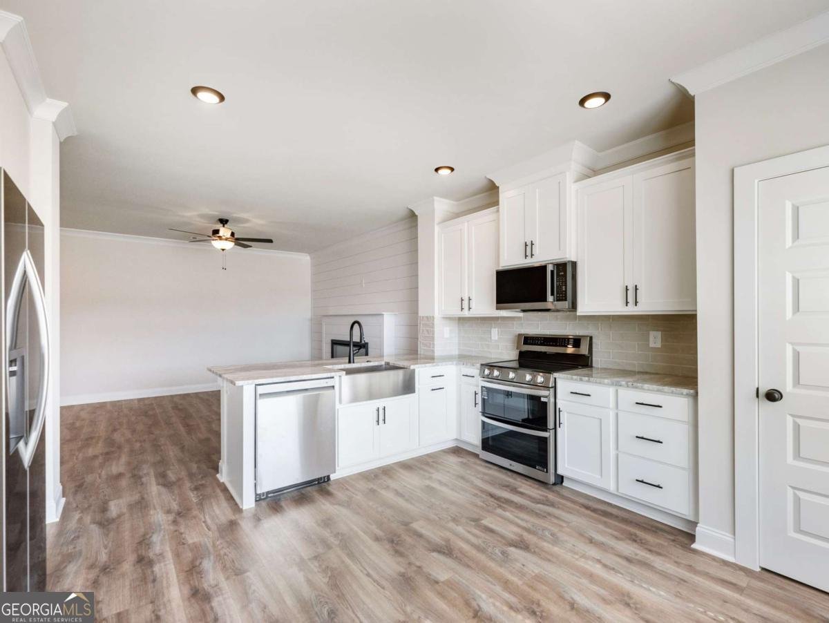 208 Grand Highlands Court Winder - Photo 10
