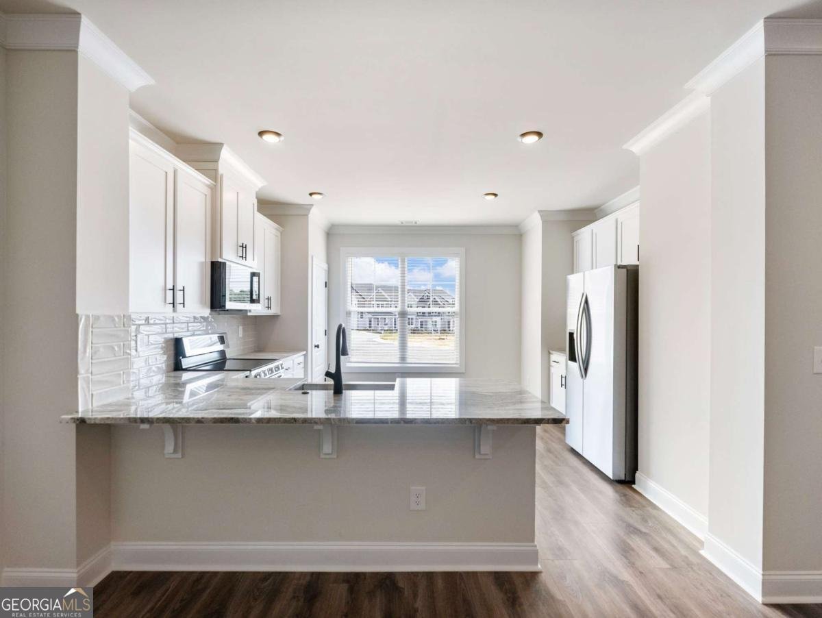 208 Grand Highlands Court Winder - Photo 6