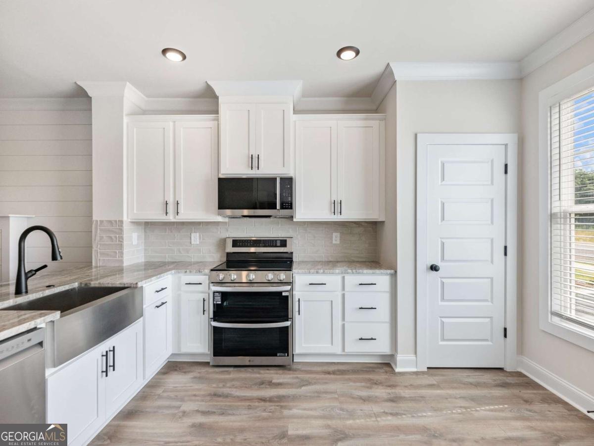 208 Grand Highlands Court Winder - Photo 7
