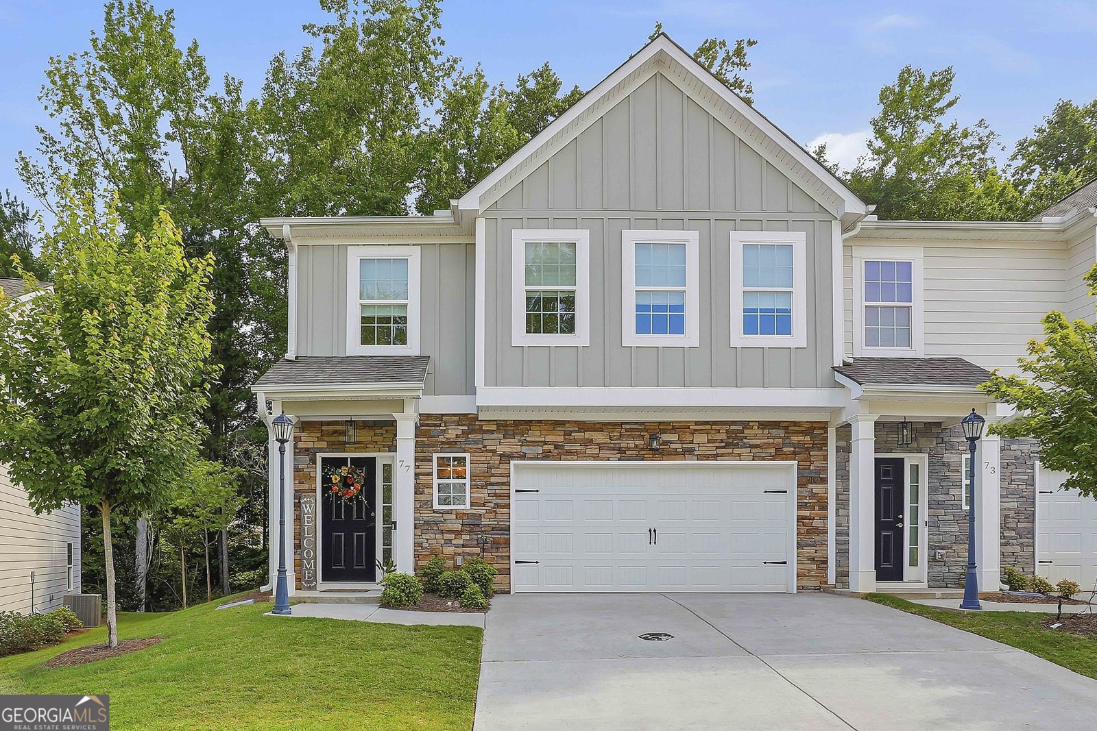 77 Portico Place Newnan - main photo