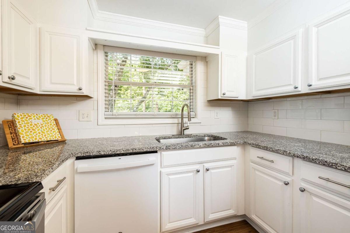 311 Peachtree Hills Avenue Atlanta - Photo 14