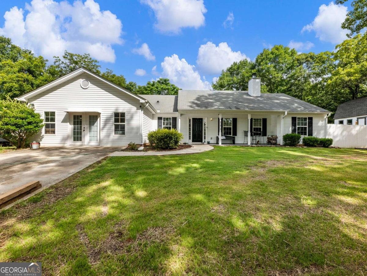 152 Carl Cedar Hill Road Winder - main photo