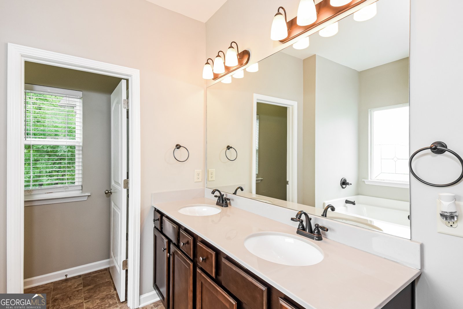 109 Cessna Drive Canton - Photo 17