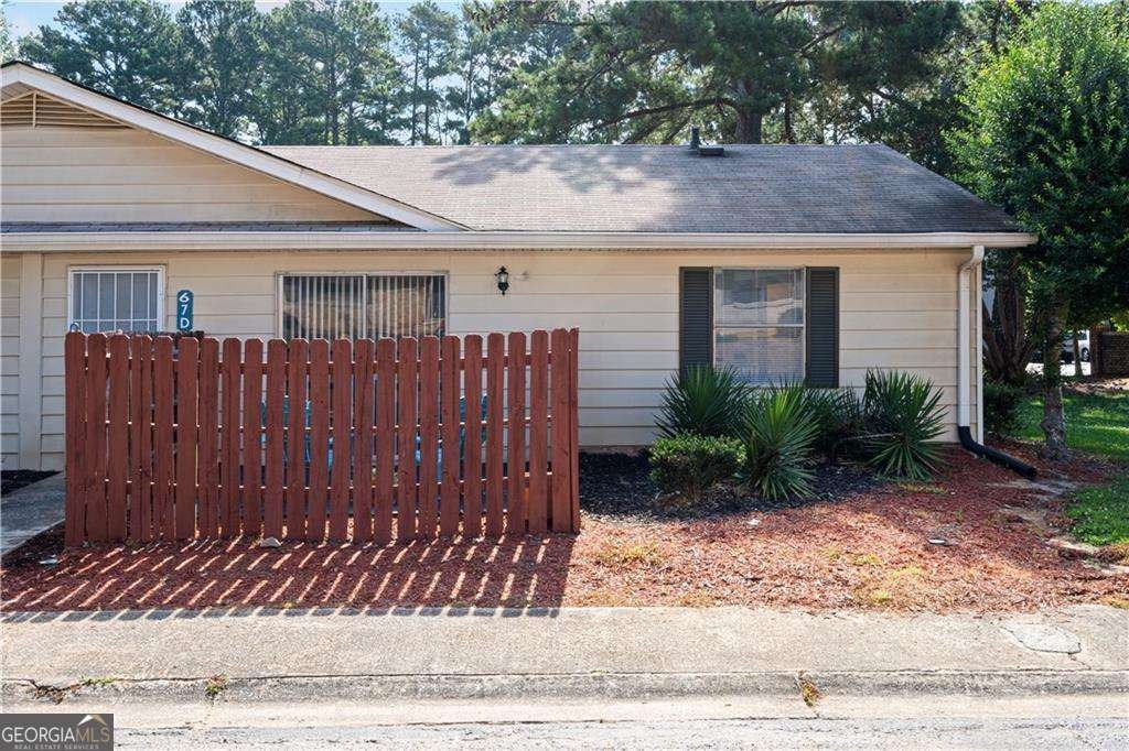 4701 Flat Shoals Road Union City - main photo