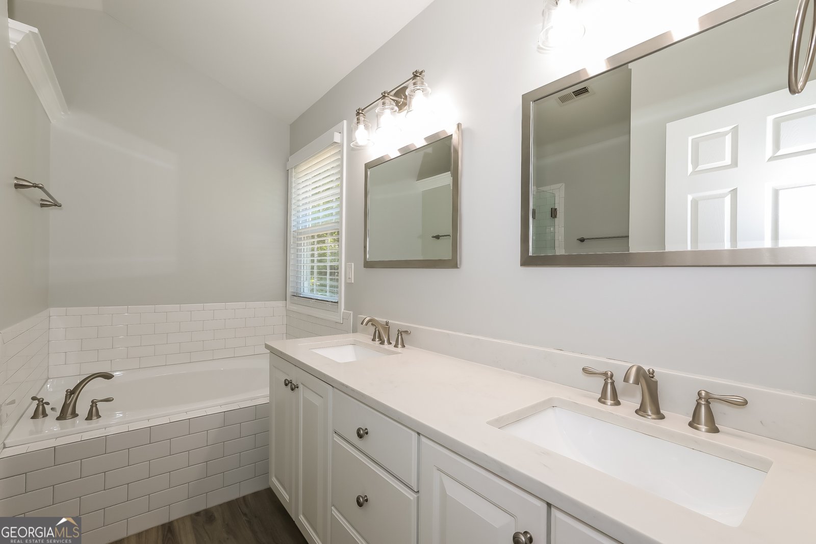 7340 Lanier Cove Court Cumming - Photo 17