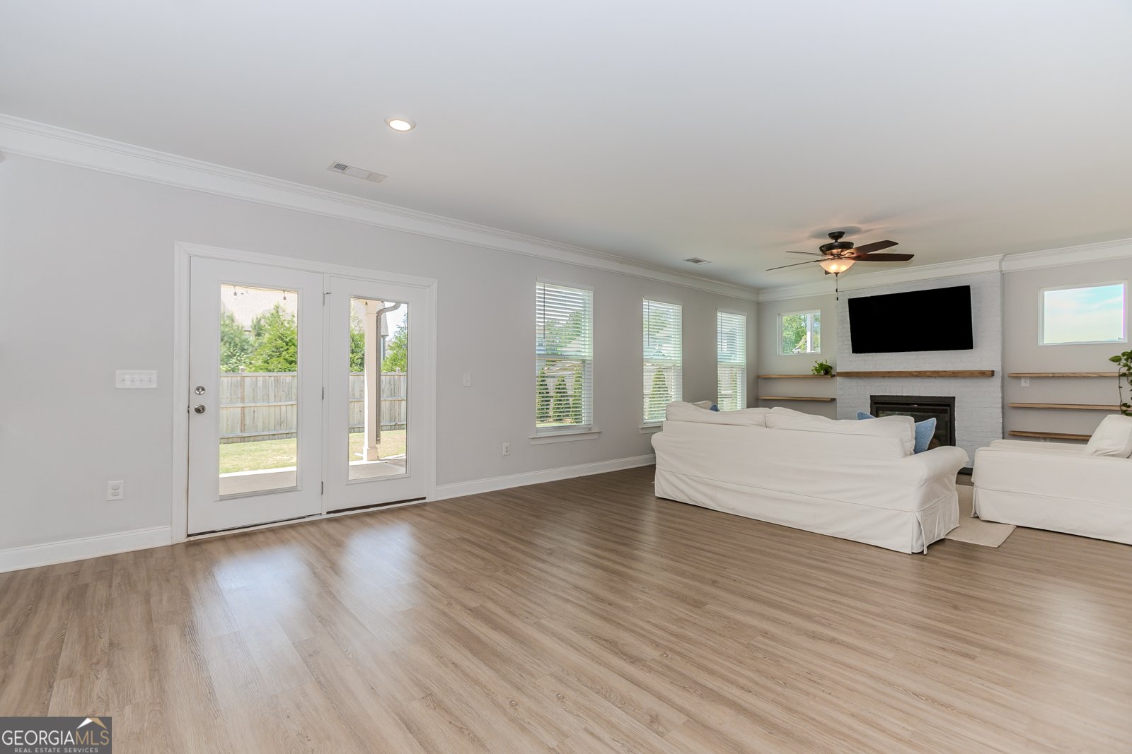 6829 Benjamin Drive Flowery Branch - Photo 9
