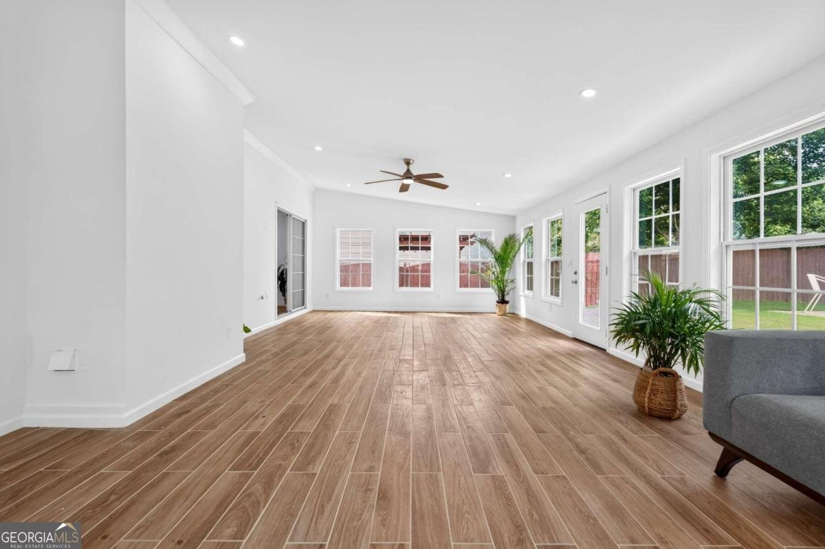 3870 Elder Field Lane Cumming - Photo 10