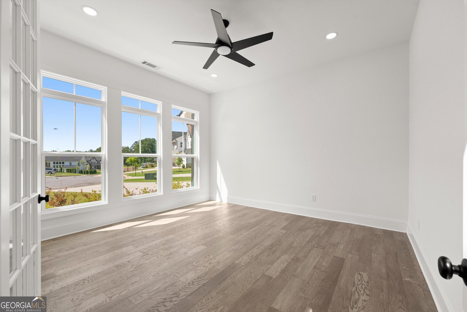 6745 Dahlgren Court Cumming - Photo 16