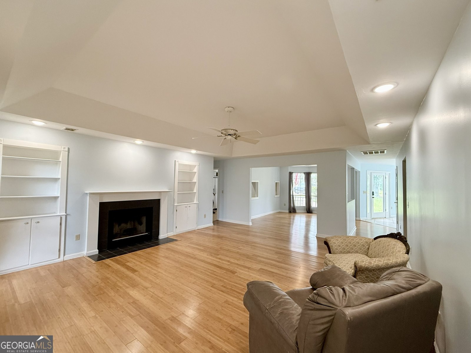 293 Osage Circle Byron - Photo 8
