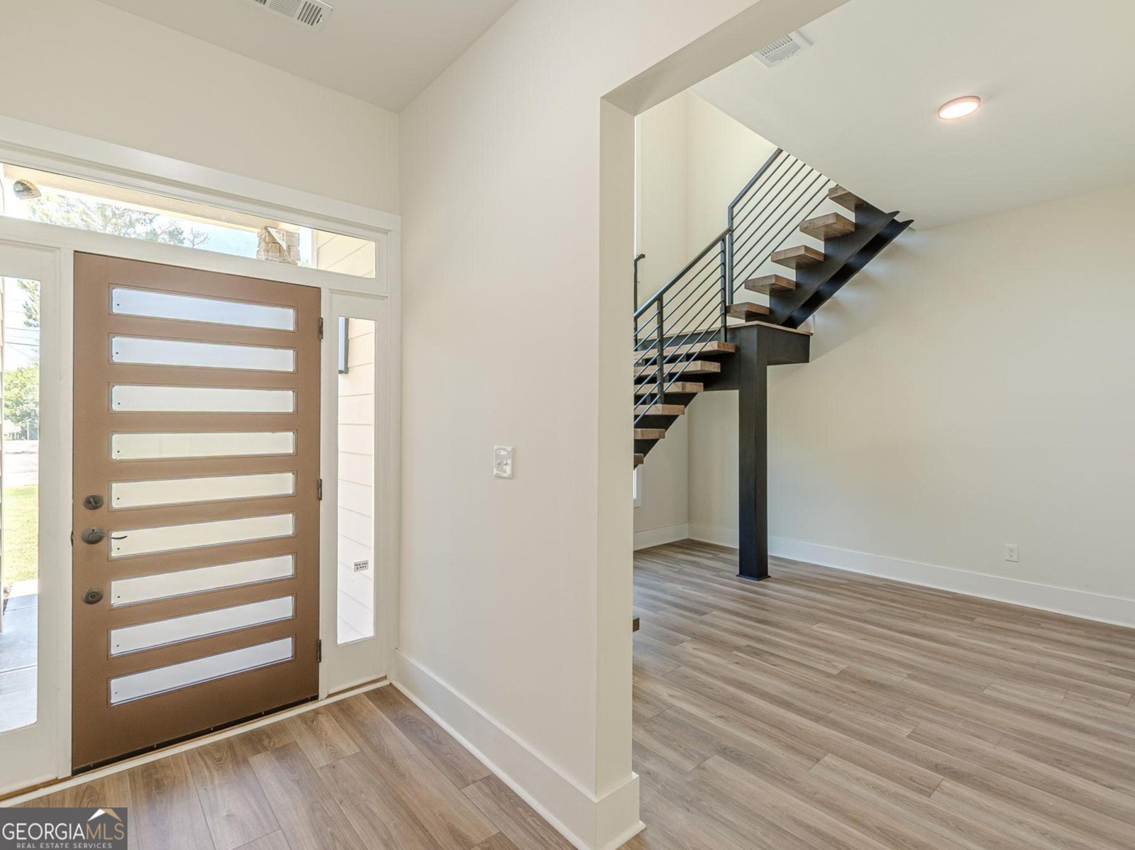 7060 Moseley Dixon Rd. Macon - Photo 9