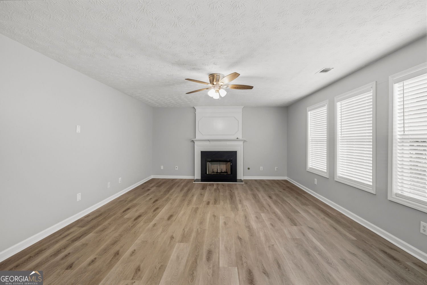 267 Lakeview Place Stockbridge - Photo 12
