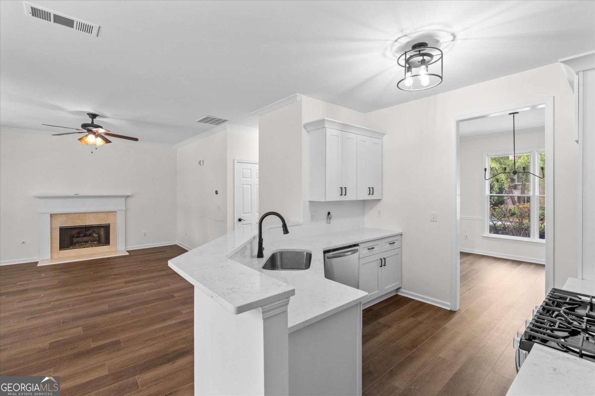 4104 Pinemist Lane Kennesaw - Photo 13