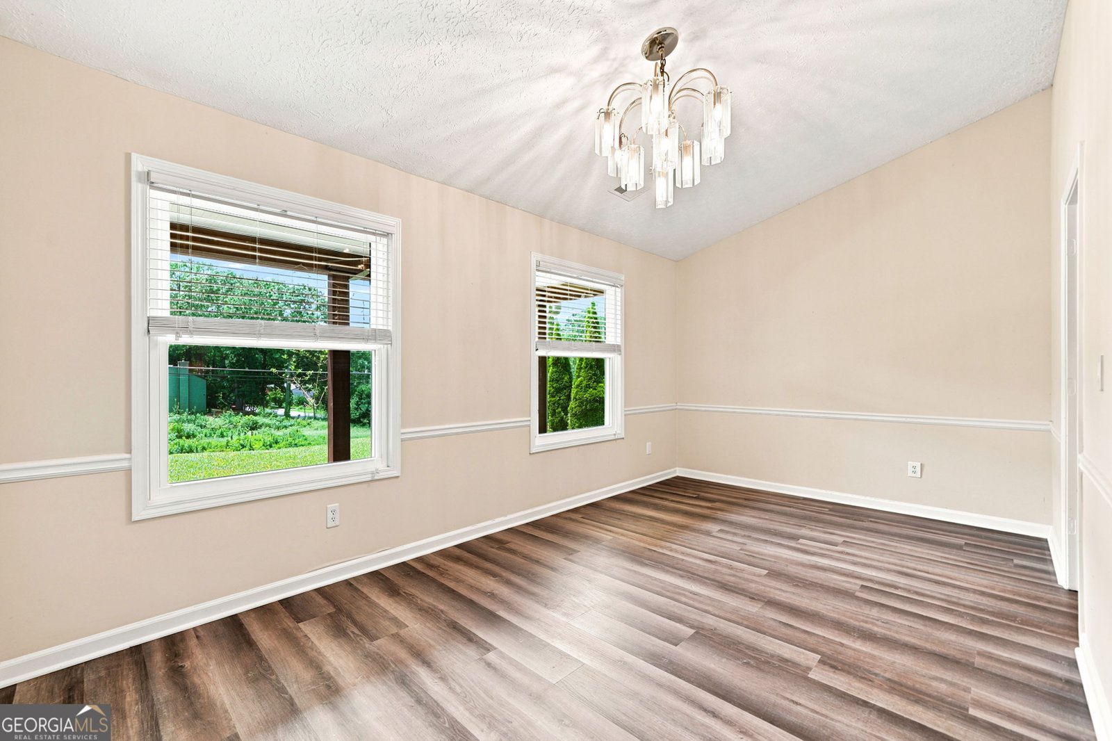 117 River Oaks Drive Woodstock - Photo 15