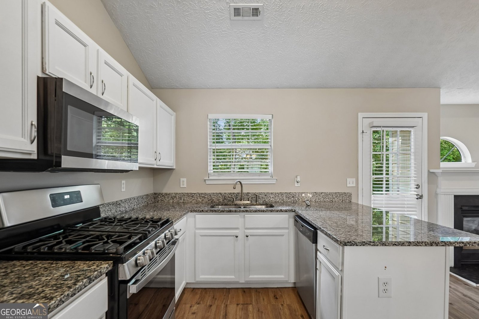 403 Edgewood Drive Mcdonough - Photo 14