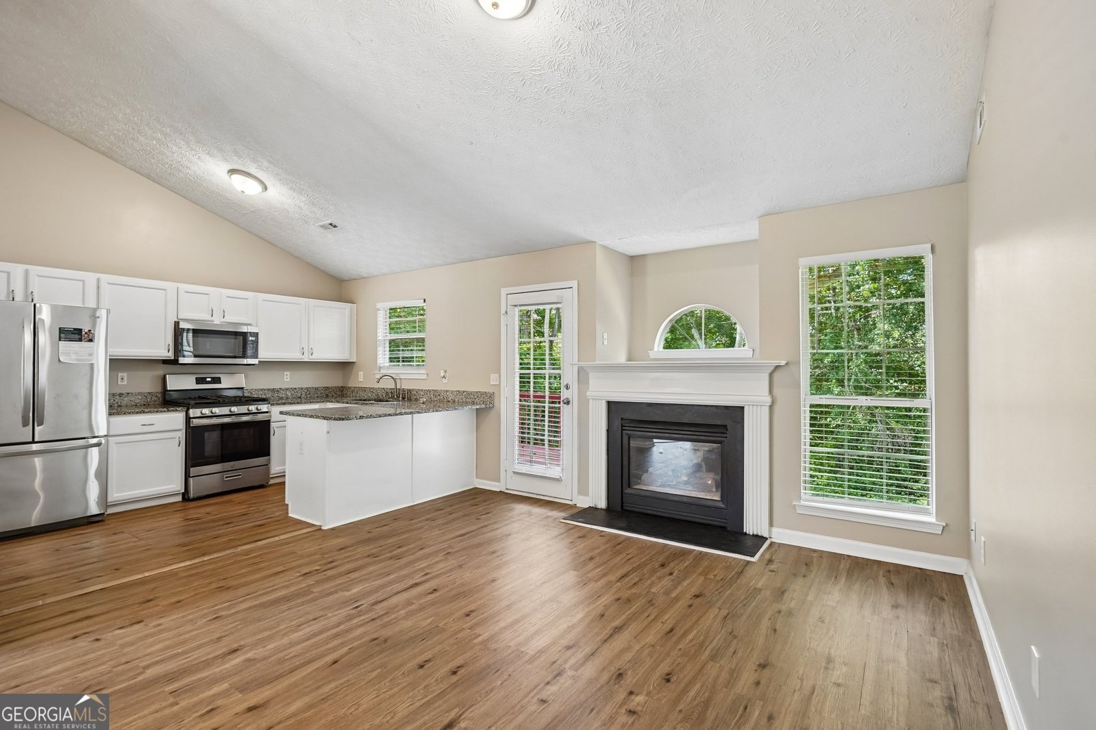 403 Edgewood Drive Mcdonough - Photo 6
