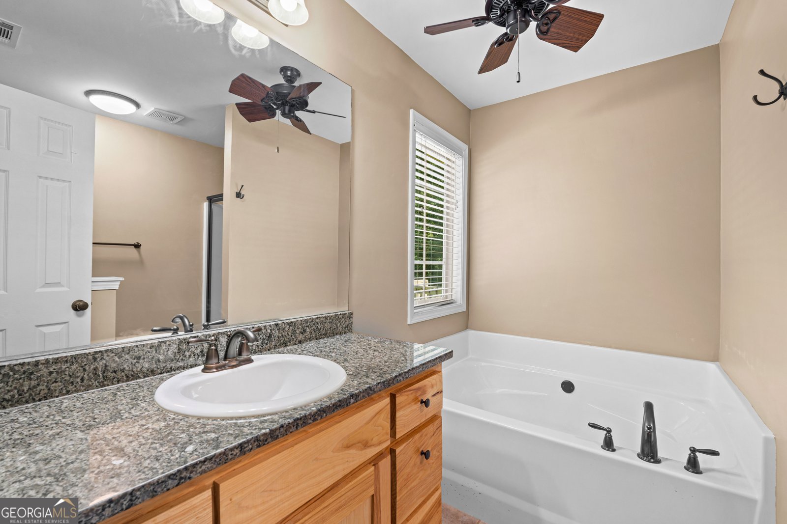 1220 Destiny Court Locust Grove - Photo 18