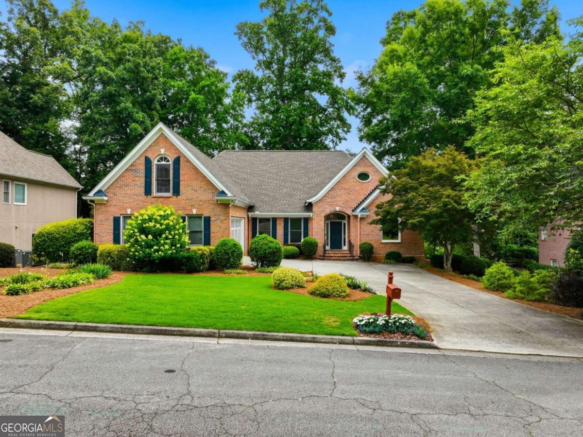 1085 Waterbury Close Powder Springs - main photo