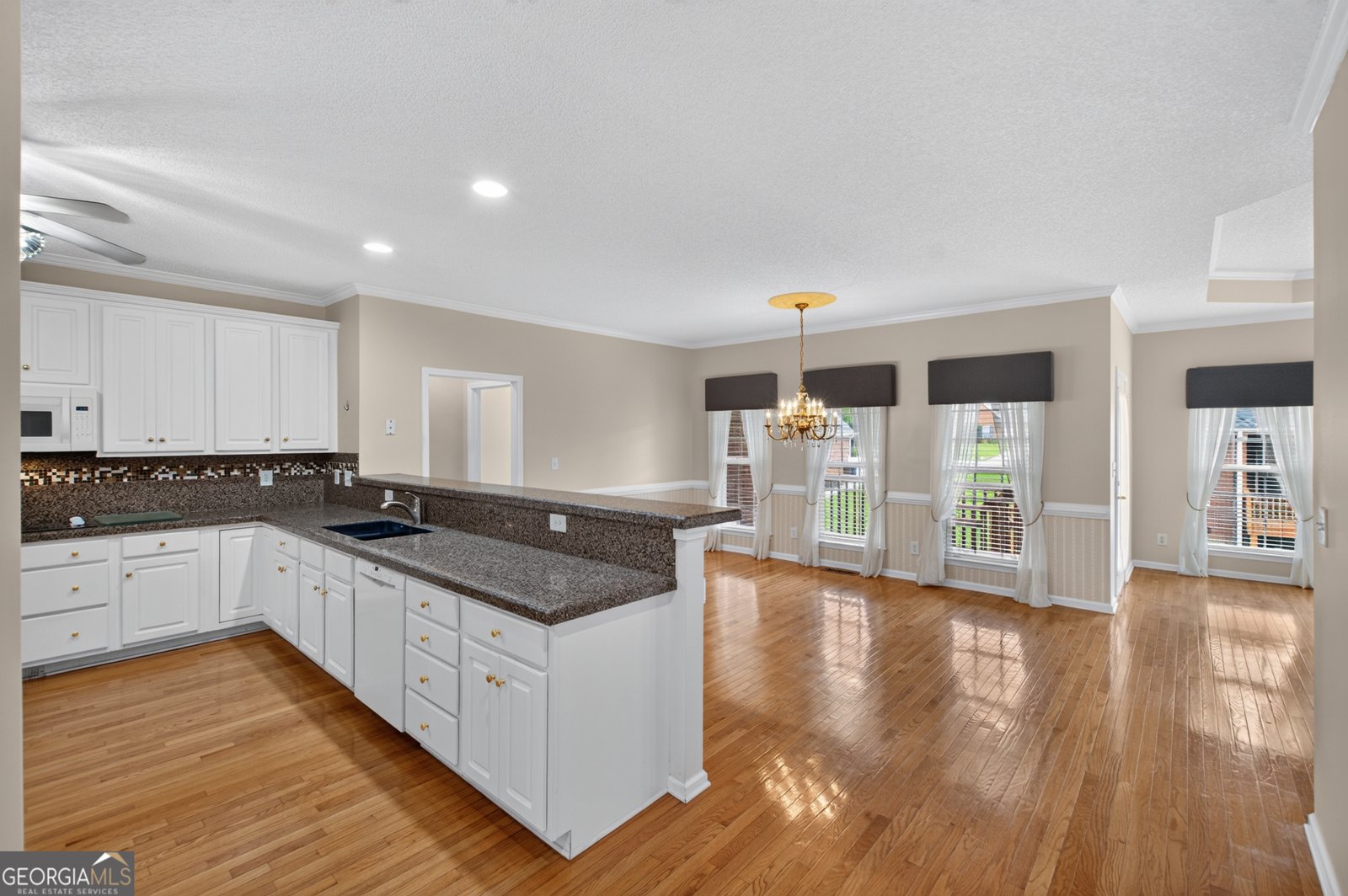 165 Biltmore Drive Fayetteville - Photo 9