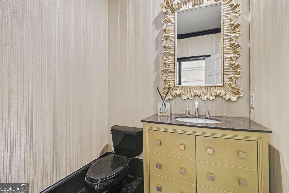 5950 Long Island Drive Atlanta - Photo 34