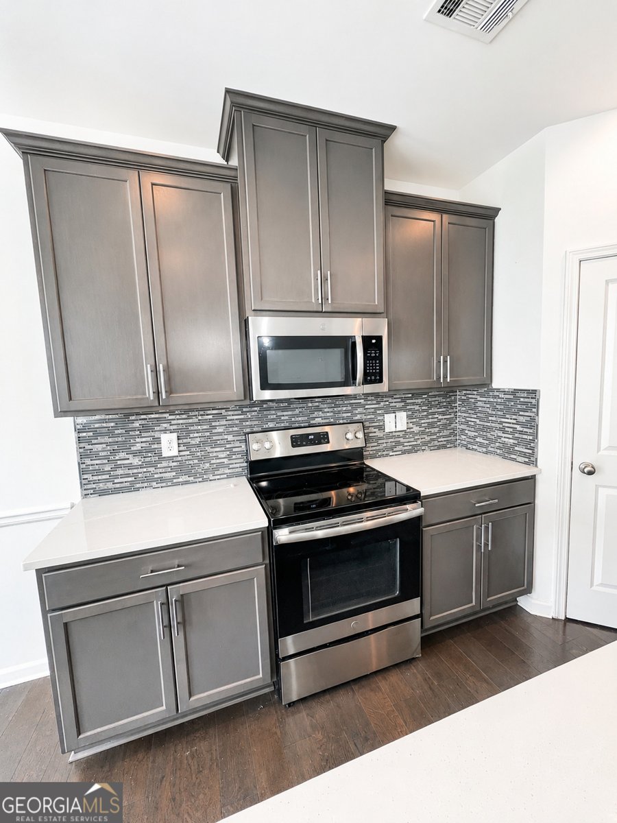 2711 Kemp Court Conyers - Photo 10