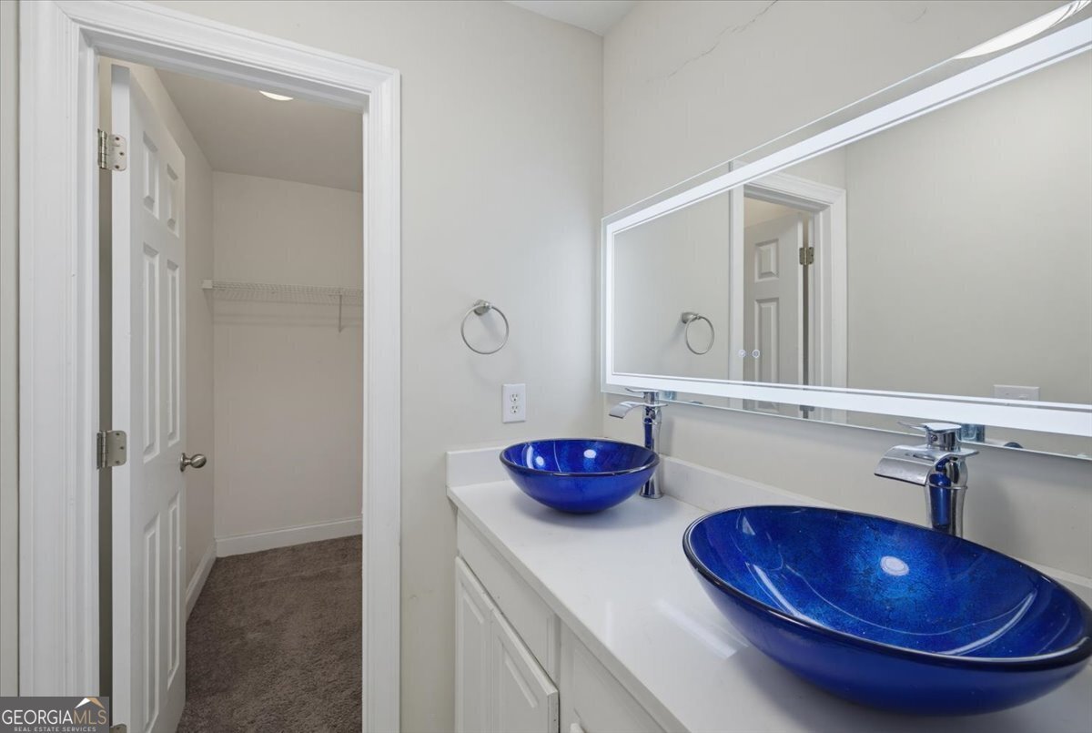 8045 Bayrose Circle East Point - Photo 26