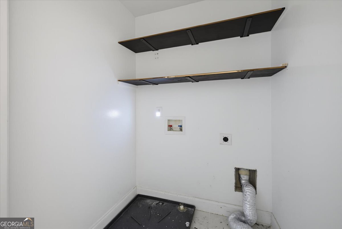 8045 Bayrose Circle East Point - Photo 29