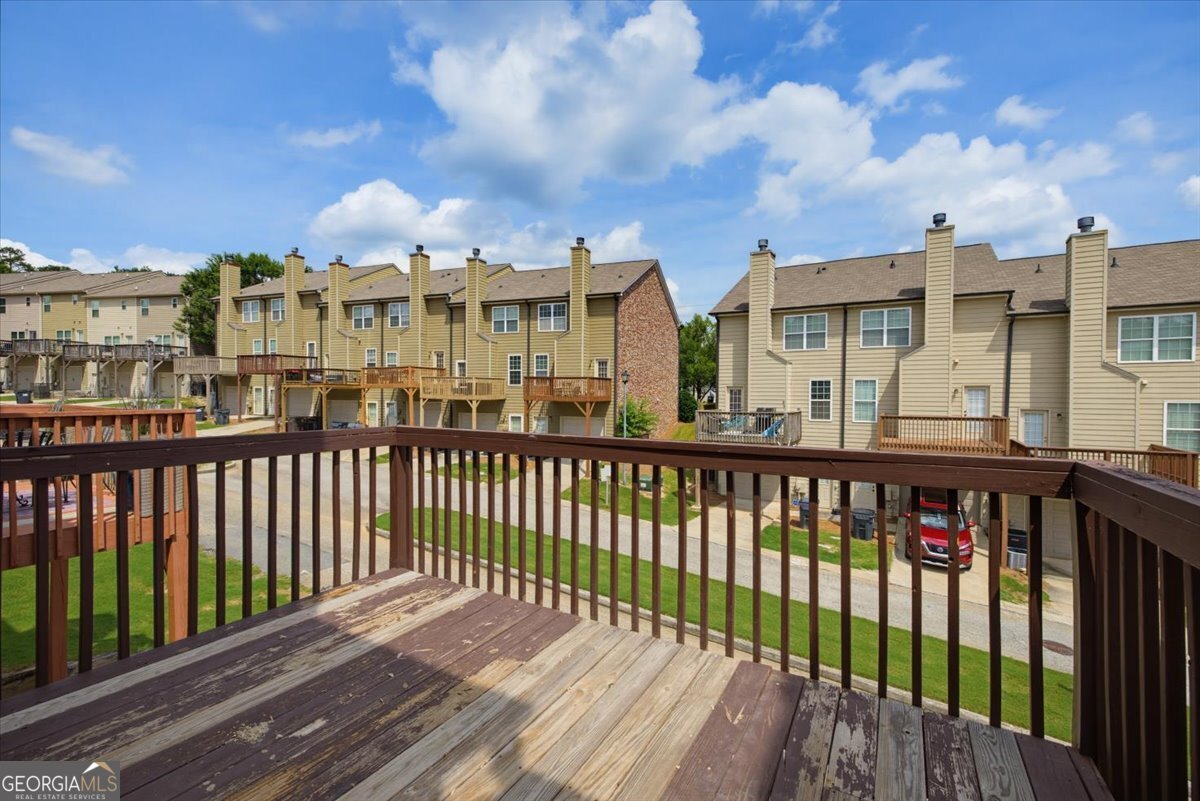8045 Bayrose Circle East Point - Photo 30