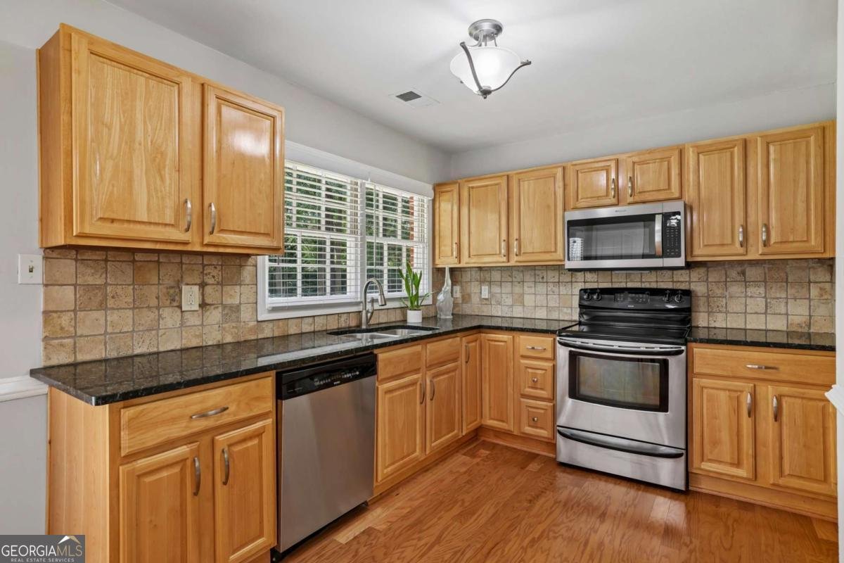 4045 Cimarron Drive Clarkston - Photo 13