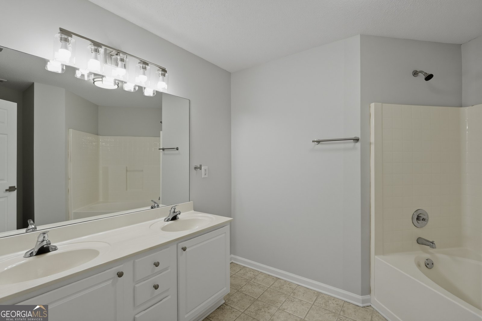 105 Chandler Trace Covington - Photo 13