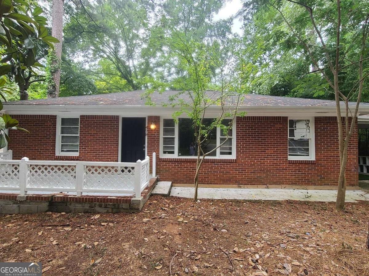 478 Pine Drive Stone Mountain - main photo