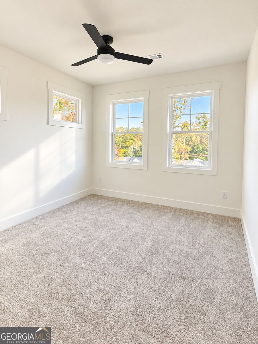 330 W. Lakeview Drive Milledgeville - Photo 12
