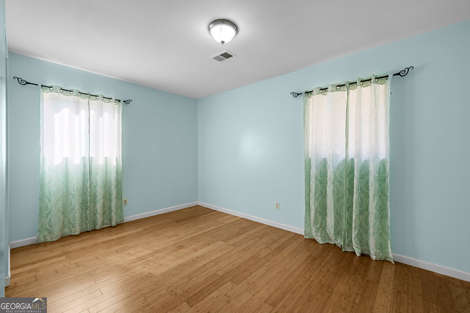 1025 Lynwood Place Forest Park - Photo 9