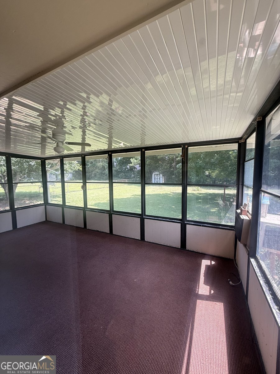 255 Helen Lane Stockbridge - Photo 14