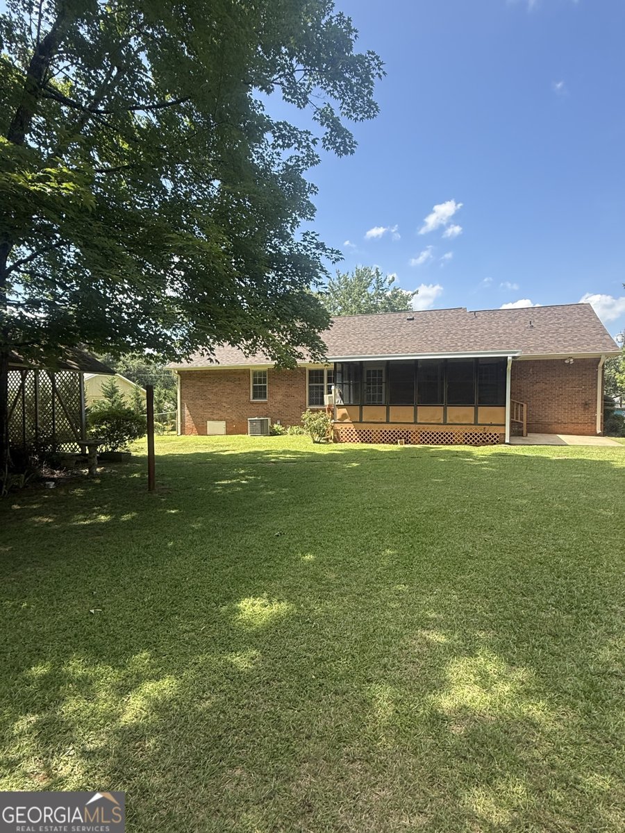 255 Helen Lane Stockbridge - Photo 30