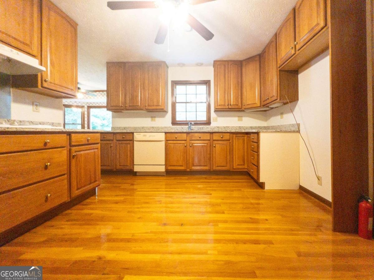 965 Millbrook Court Tucker - Photo 9