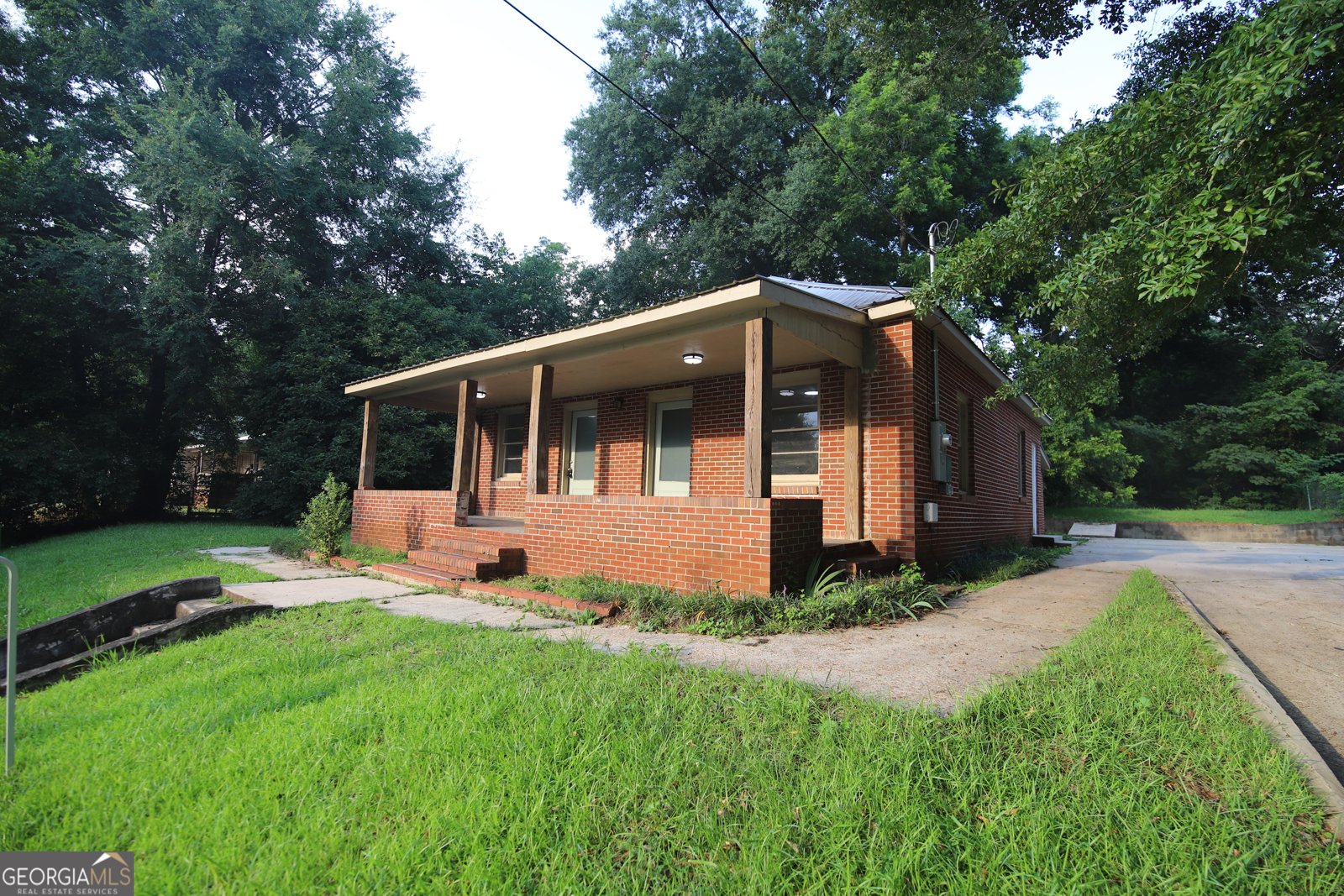 1105 Juniper Street Lagrange - main photo
