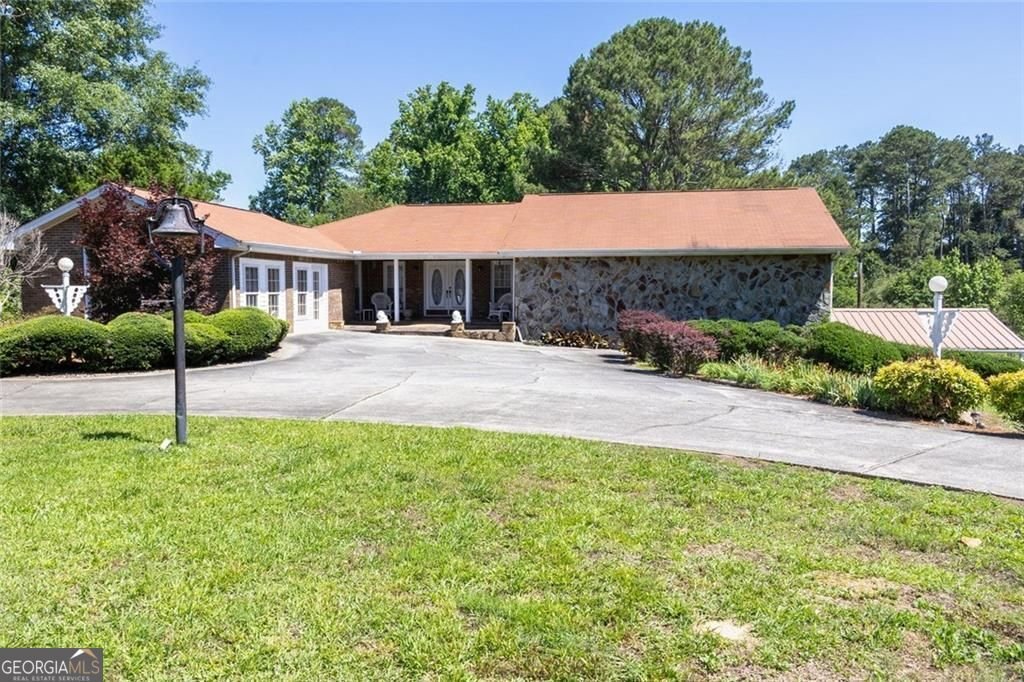 4625 Lovvorn Rd Road Carrollton - main photo