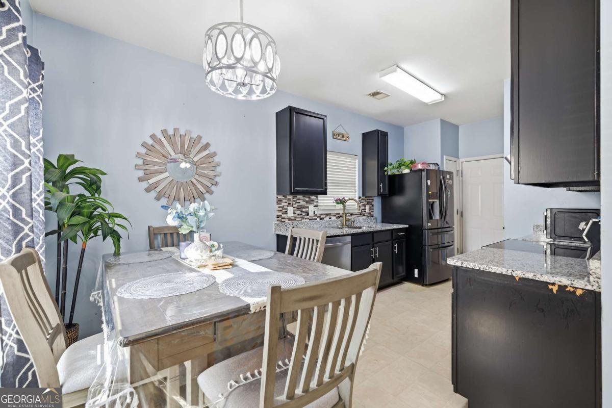 574 Lobdale Falls Drive Lawrenceville - Photo 10