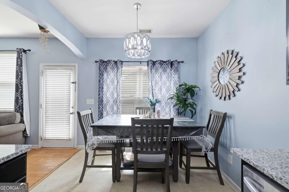 574 Lobdale Falls Drive Lawrenceville - Photo 11