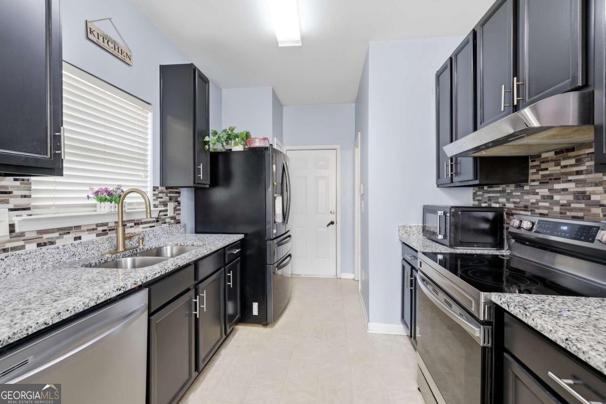 574 Lobdale Falls Drive Lawrenceville - Photo 15